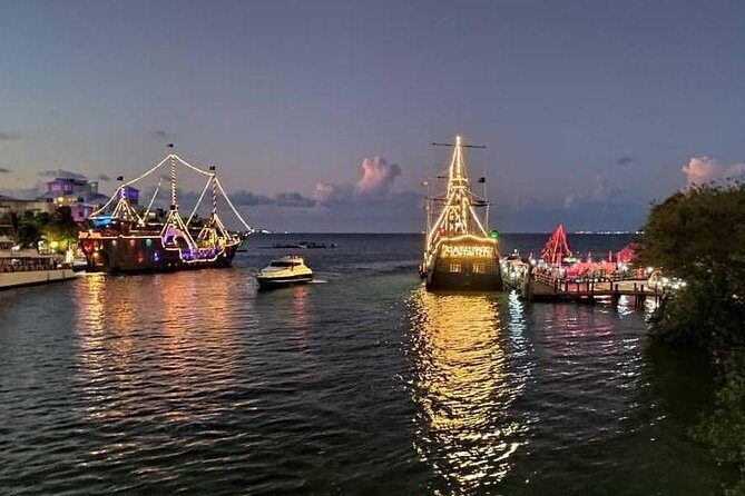 Pirate Show in Cancun! Dinner & drinks - What Past Reviewers Say