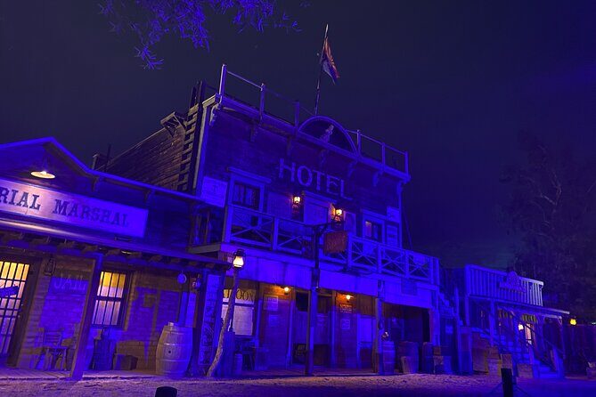 Pistoleros Wolfman Halloween Stunt Show - What to Expect at the Pistoleros Wolfman Halloween Stunt Show