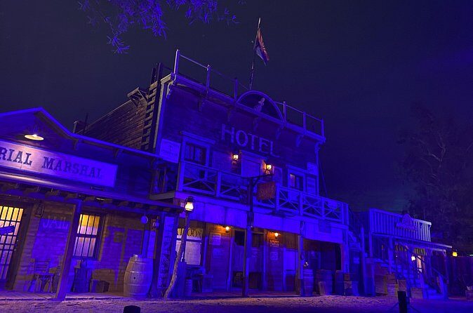 Pistoleros Wolfman Halloween Stunt Show - FAQ