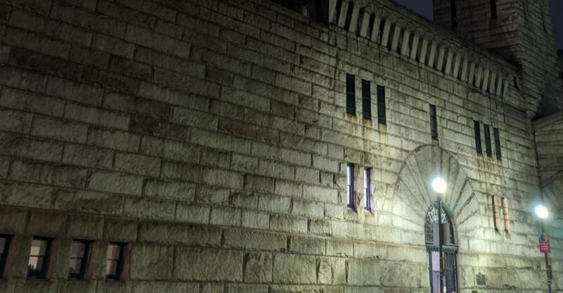Pittsburgh: Evening Ghost & History Downtown Walking Tour - Key Points