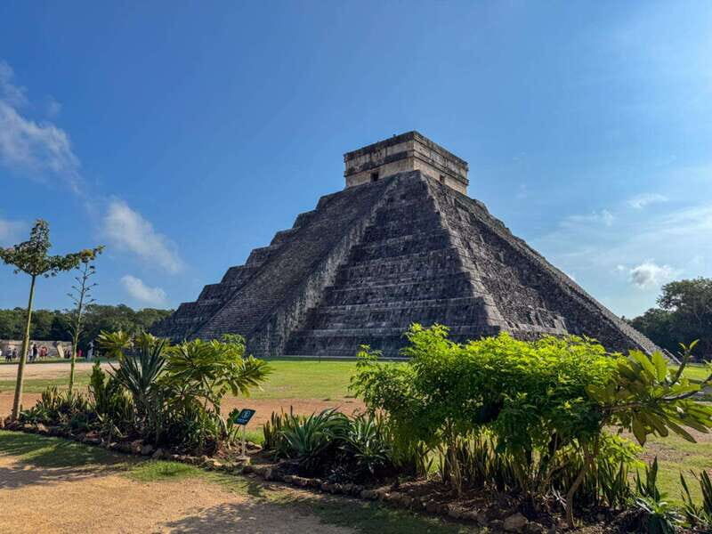 Playa del Carmen: Chichen Itza, Valladolid, Cenote & Buffet - Exploring Chichen Itza: A Masterpiece of the Mayan Civilization