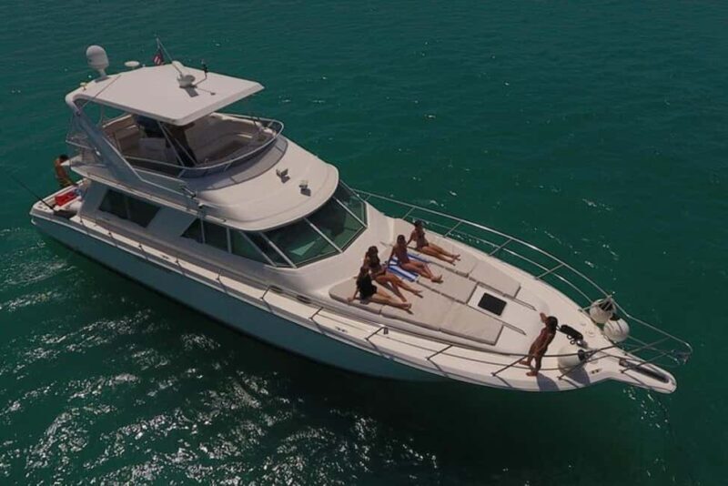 Playa Mujeres: Private Yacht Rental - 4hr SR55H4 #GMBSR55FUN - Key Points