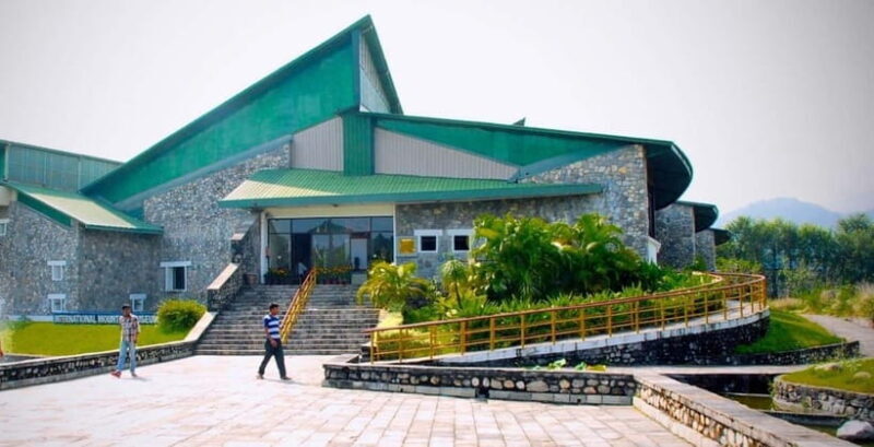 Pokhara: Luxury Holiday & Helicopter Flight to Annapurna BC - Optional Relaxation and Sunset Walks