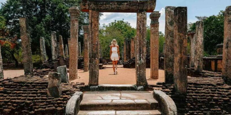 Polonnaruwa ancient city Guided tour From Galle - Key Points