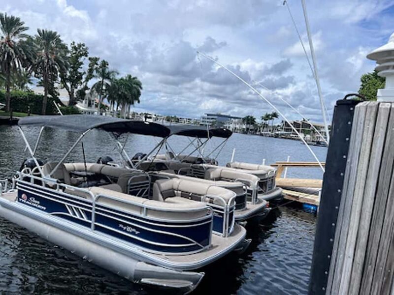 Pompano Beach: Pontoon Boat Rental - Why Rent a Pontoon Boat in Pompano Beach?