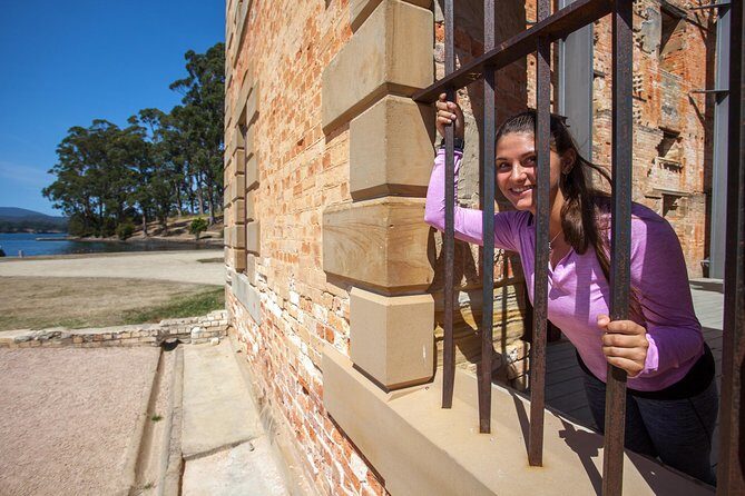 Port Arthur, Richmond & Tasman Peninsula Active Day Tour - Transportation & Group Size