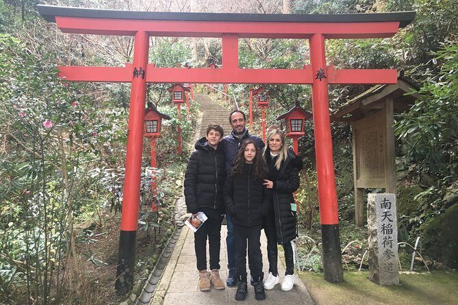 Port Pick-Up: Hakata Private Tour Licensed Guide Vehicle - Key Points