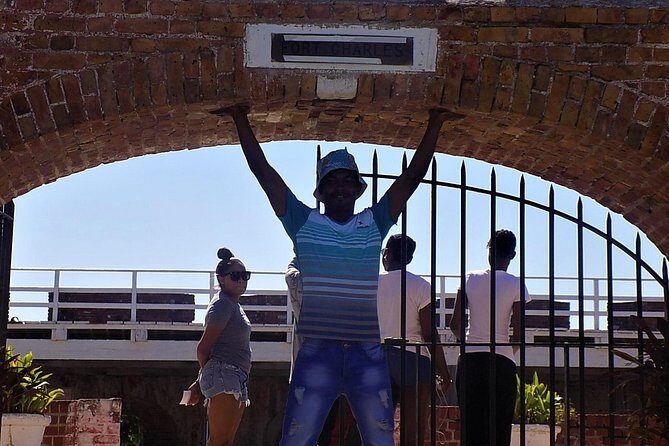Port Royal Heritage & Sightseeing Tour from Kingston - Authenticity and Review Insights