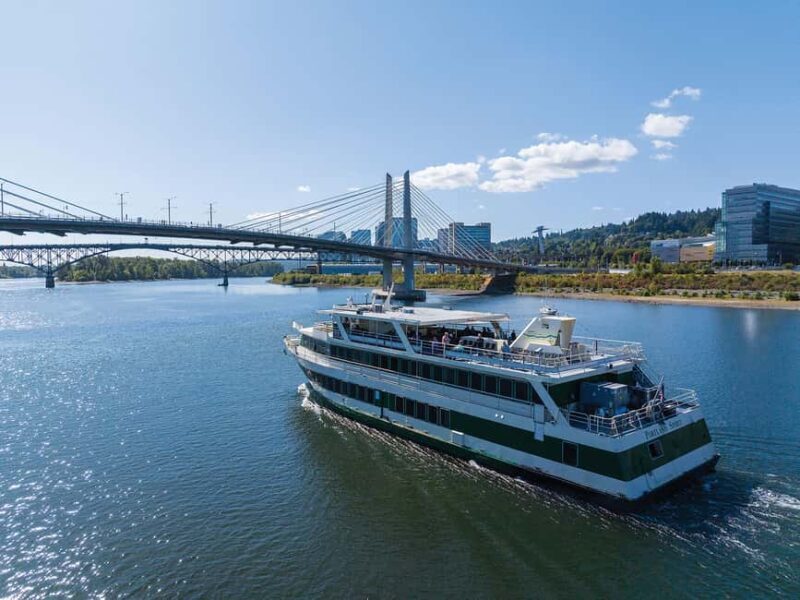 Portland: Brunch Cruise on Willamette River - Key Points