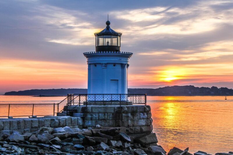 Portland: Casco Bay Sunset and Lighthouse Cruise - The Experience in Detail