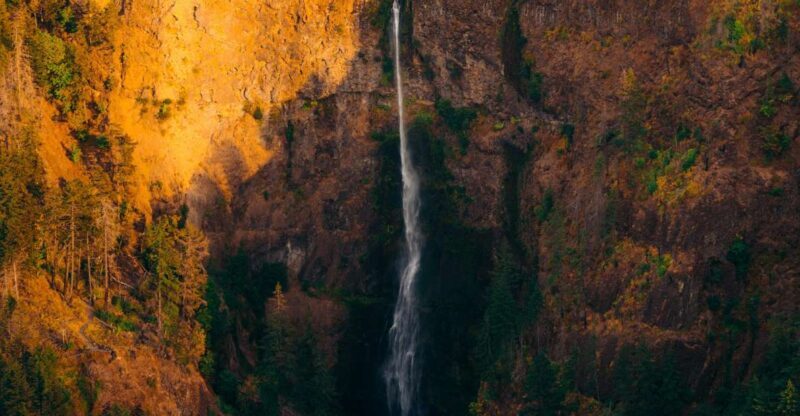 Portland: Columbia Gorge Waterfalls Scenic Air Tour - The Experience: What to Expect on the Flight