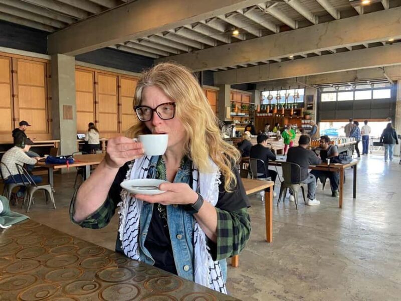 Portland: Doughnuts and Coffee Bike Tour with Tastings - Key Points