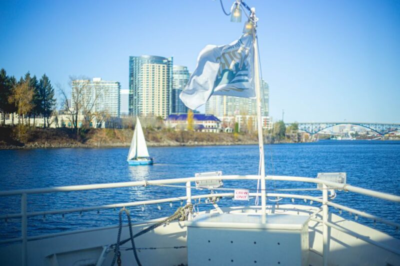 Portland: Happy Hour Sightseeing Cruise - Practical Details and Logistics