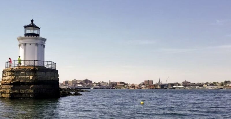 Portland: Maine Lighthouses Sightseeing Cruise with Drinks - What to Expect on the Cruise