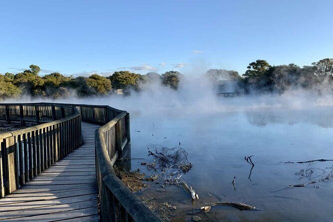 Ports of Tauranga/Rotorua/Tga - 6 Hours Rotorua Highlights Tour - Pickup and Journey to Okere Falls
