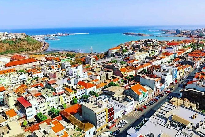 Praia: Guided Historic Walking Tour & Lunch with Locals - Authenticity and Local Flavor