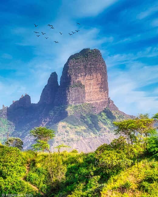 Praia: Private hike from Rui Vaz - A Closer Look at the Experience