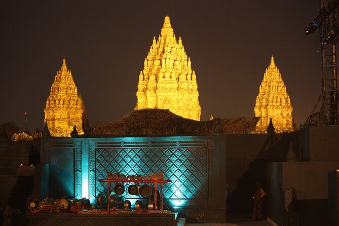 Prambanan Sunset and Ramayana Ballet with Dinner - Practical Considerations and Tips