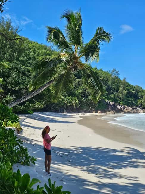 Praslin: Full Day Private Tour - FAQs