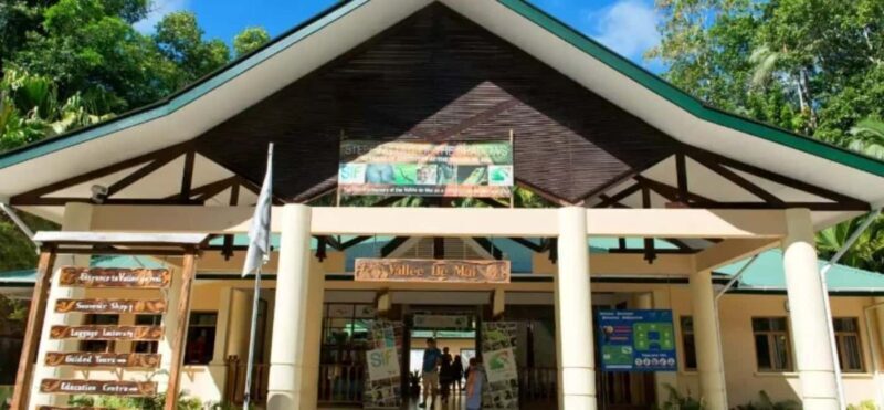 Praslin : Tour (Shared) - Key Points