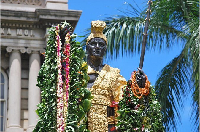 Premier Pearl Harbor and Hawaii Kingdom History Tour - FAQ