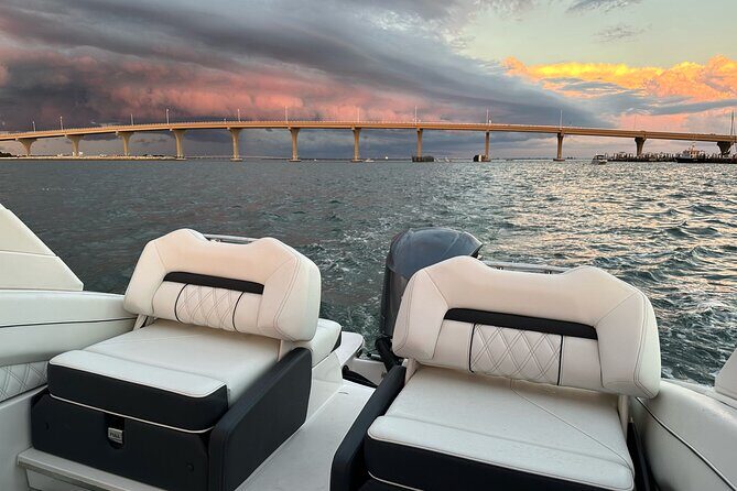 Premiere Private Sunset Cruise With Lights Of The Skyway Bridge - Who Should Consider This Experience?