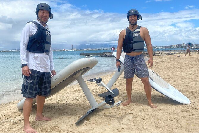 Premium eFoil Lesson near Waikiki - The Experience in Detail: From Ground to Air
