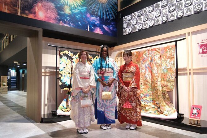 Premium Kimono Dressing, Tea Ceremony, Calligraphy, Samurai show - Exploring Osaka’s Cultural Heart: Premium Kimono Dressing, Tea Ceremony, Calligraphy, and Samurai Show