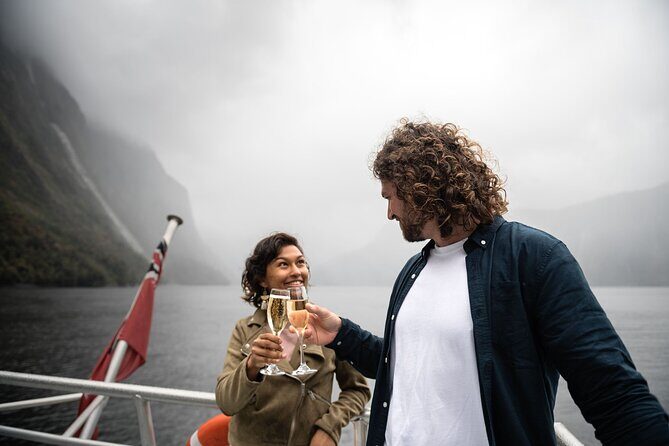 Premium Milford Sound Cruise Including Lunch - The Sum Up