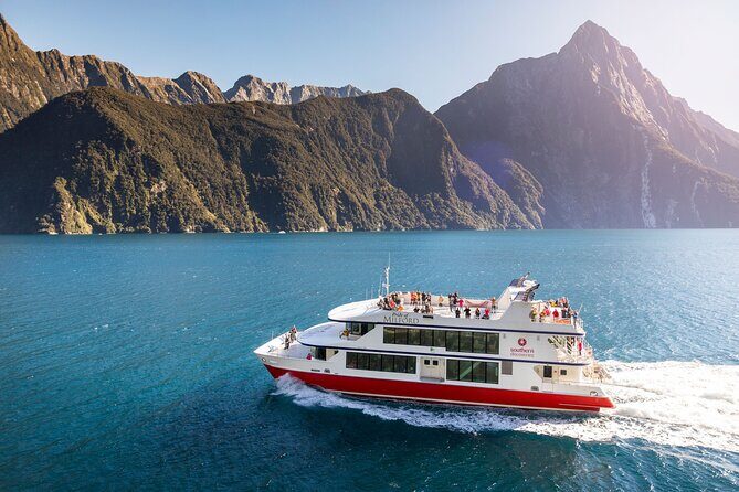 Premium Milford Sound Cruise & Milford Track Walk From Te Anau - Key Points