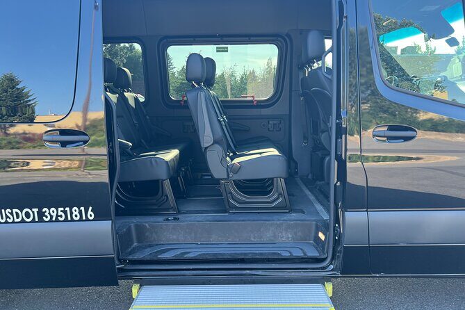 Premium Transfer From Seattle to SEATAC Airport(or Reverse Trip) - FAQs