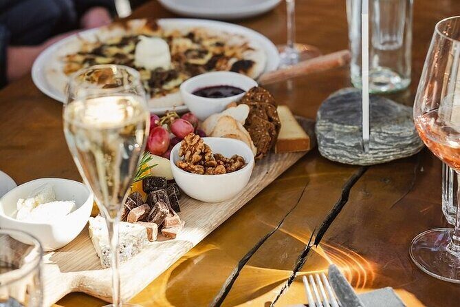 Premium Wine Tour Queenstown Tasting at 4 Wineries - Key Points