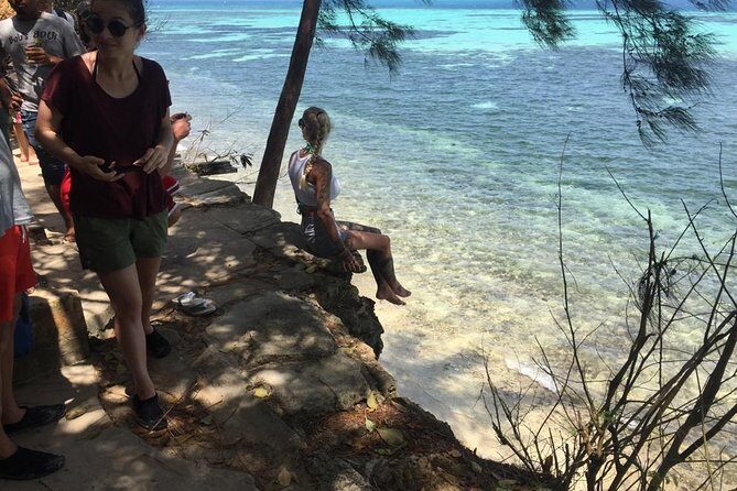 Prison Island and Nakupenda Private tour - Full day + Seafood Buffet - FAQs