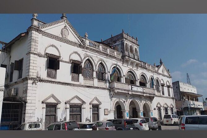 Prison Island Nakupenda and Stone Town Private Tour with Lunch - Stone Town: The Cultural and Architectural Marvel