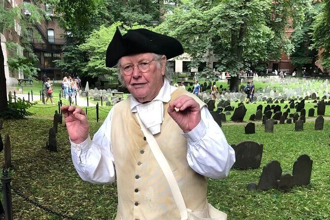 Private 1.5-Hour Freedom Trail Walking Tour with Costumed Guide - Who Will Love This Tour?