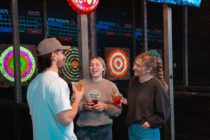 Private 1 Hour Axe Throwing Experience in Texas - What You Can Expect During the Experience