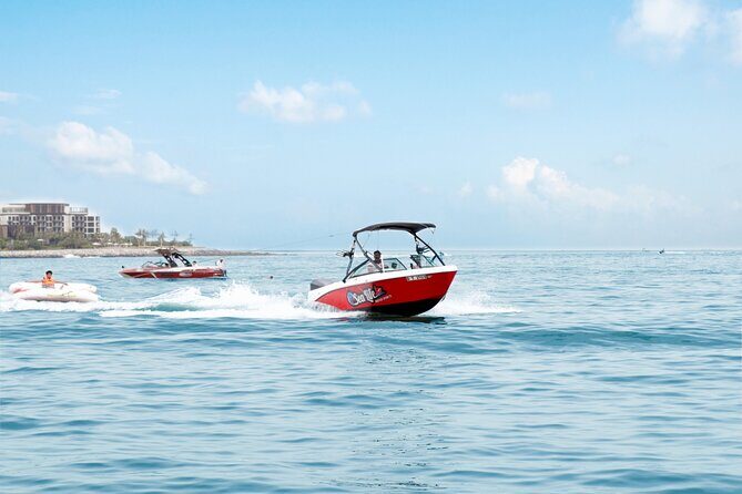 Private 1 Hour Boat Ride in Dubai - The Sum Up
