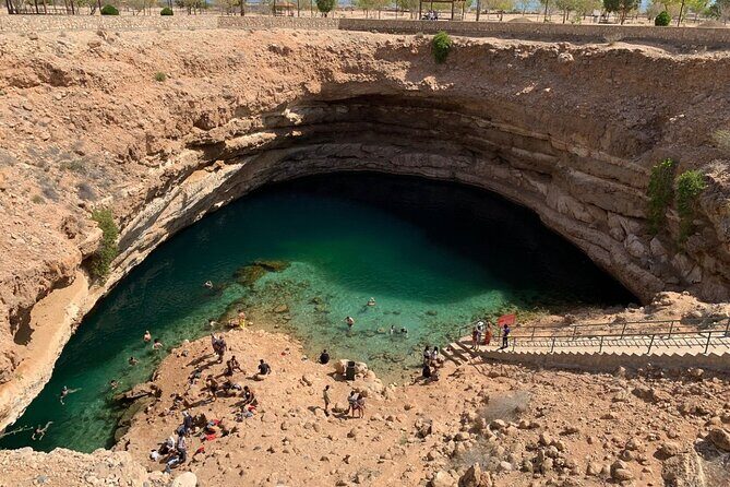 Private 2 Day Wadi Shab and Bimmah Sinkhole Tour - Who Will Enjoy This Tour?