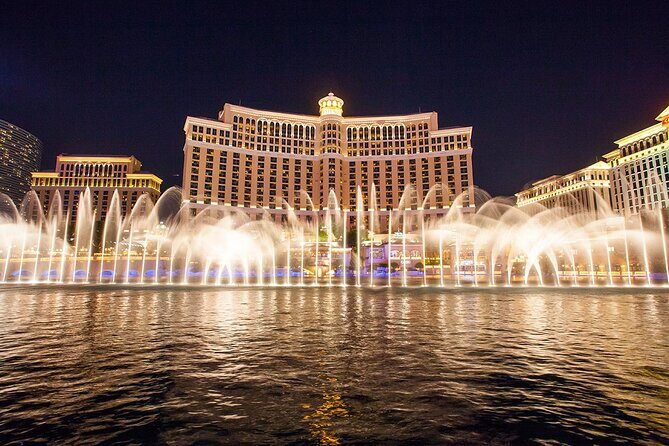 Private 2-Hour Limo Tour of Las Vegas with Champagne - Key Points