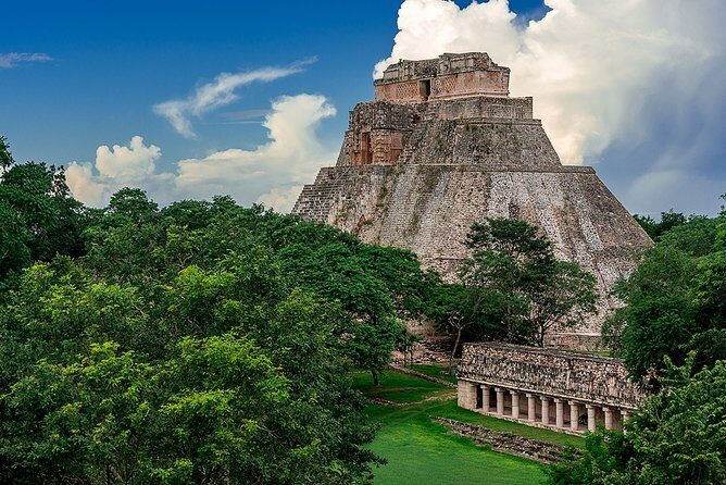 Private 3-Day Yucatan Sightseeing Tour from Playa del Carmen - The Experience: Pros and Cons