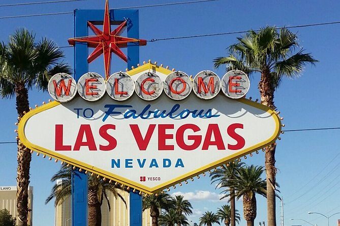 Private 3-Hour Walking Tour of the Las Vegas Strip with Licensed Tour Guide - Authentic Insights from Traveler Feedback