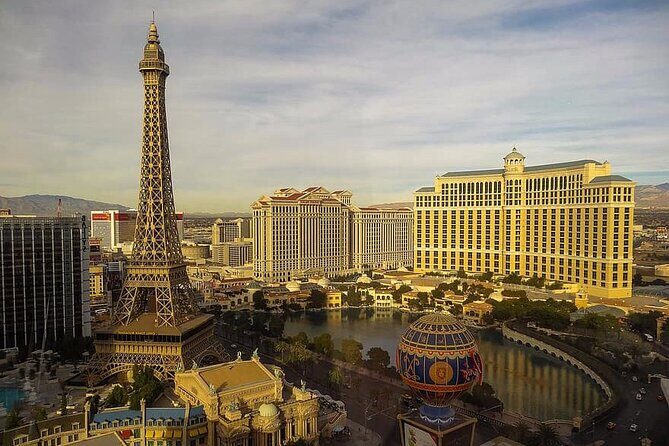 Private 3-Hour Walking Tour of the Las Vegas Strip with Licensed Tour Guide - Who Should Consider This Tour?