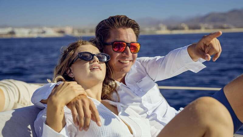 Private 45' Yacht in Cabo - Practical Tips for Booking and Enjoying Your Cruise