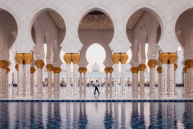 Private Abu Dhabi city tour from Dubai - Key Points