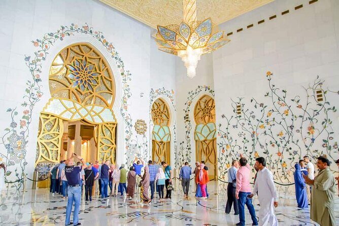 Private Abu Dhabi City Tour From Dubai With Guide - A Detailed Look at the Itinerary