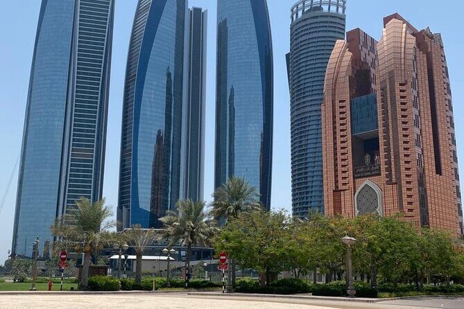 Private Abu Dhabi City Tour with Emirates Palace, Grand Mosque - Islamic Art at Miraj Islamic Art Centre