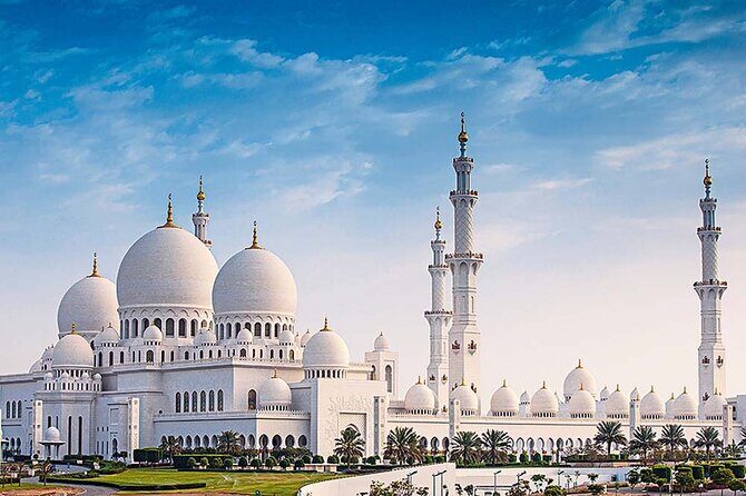 Private Abu Dhabi Tour & Grand Mosque and Baps Temple - An In-Depth Look at the Abu Dhabi Private Tour