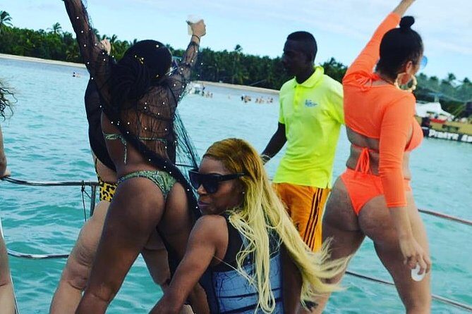 Private Adult Only Hip Hop Party Boat with Live DJ - FAQs About the Private Hip Hop Party Boat in Punta Cana