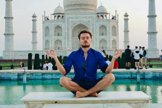 Private Agra Tour: Taj Mahal, Baby Taj & Lunch from Delhi by Car - Visiting the Taj Mahal: A Masterpiece of Mughal Architecture