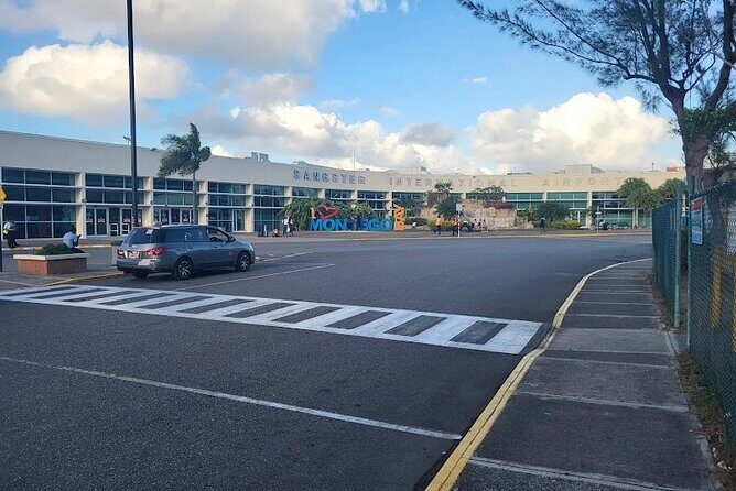 Private Airport Pickup and drop off in Jamaica - The Overview: More Than Just a Ride